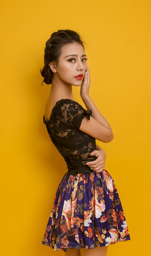 在线观看亚洲精品专区