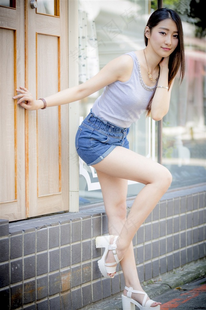 潘金莲扬思敏1一5未删减版