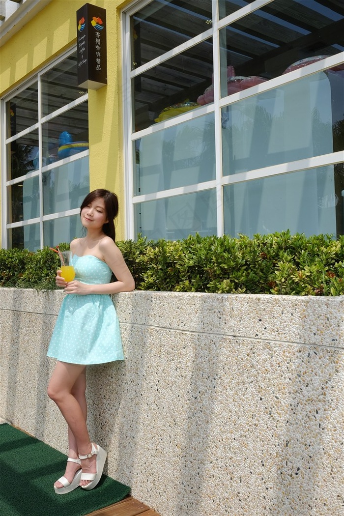 亚洲中文字幕精品久久吃奶水