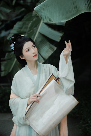 白丝校花让我c在线观看