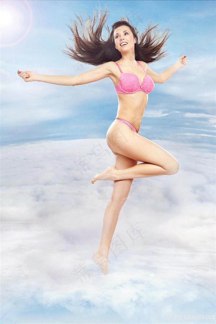 少妇被三黑人根粗大的夹击